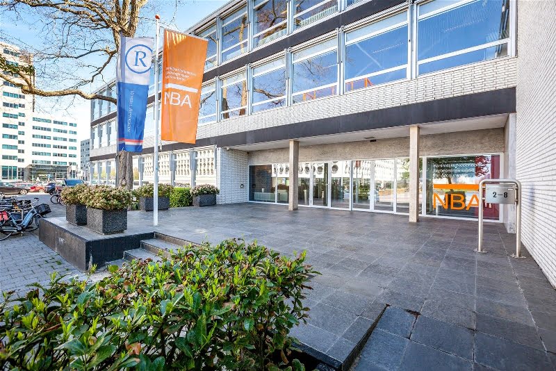 russell-advocaten-kantoor