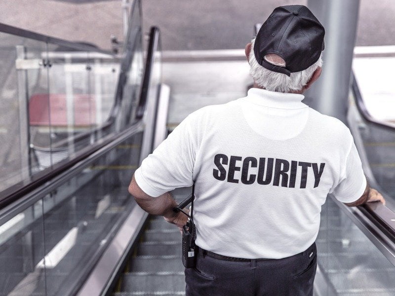 beveiligers-schiphol